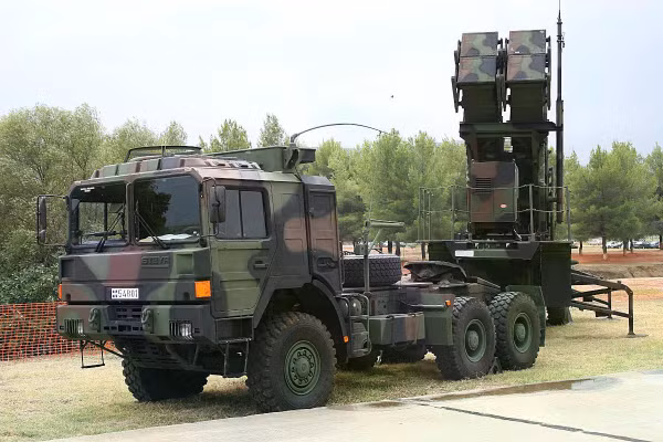 NATO gây sức ép buộc Hy Lạp giao nộp tên lửa Patriot cho Ukraine