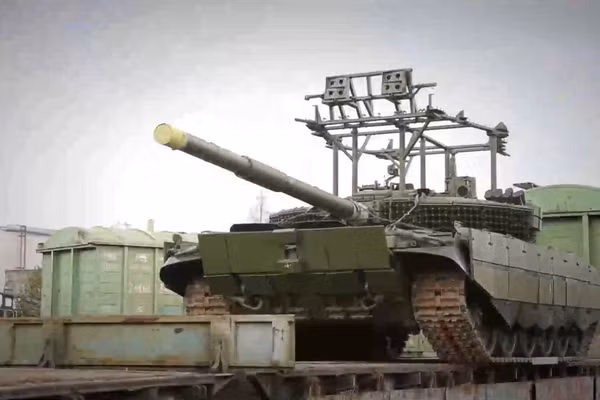Uralvagonzavod bàn giao loạt xe tăng T-90M, T-72B3M và T-80BVM cho Quân đội Nga