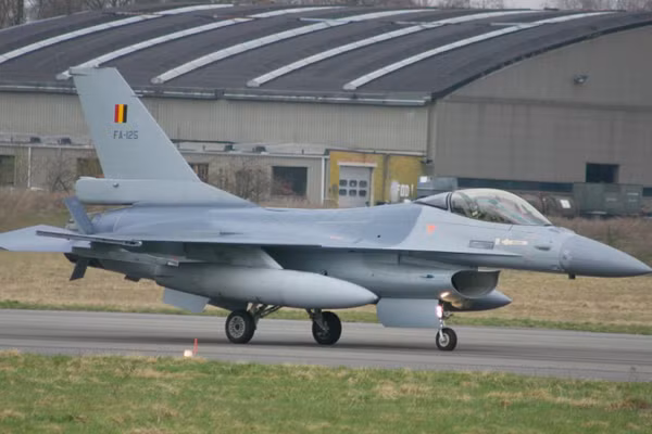 Bỉ sớm giao toàn bộ 53 tiêm kích F-16 đã hứa cho Ukraine
