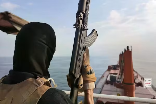 Houthi tuyên bố phong tỏa đường biển đối với Saudi Arabia