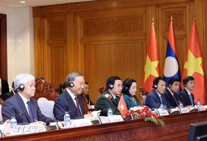 Việt Nam-Lào 03.jpg