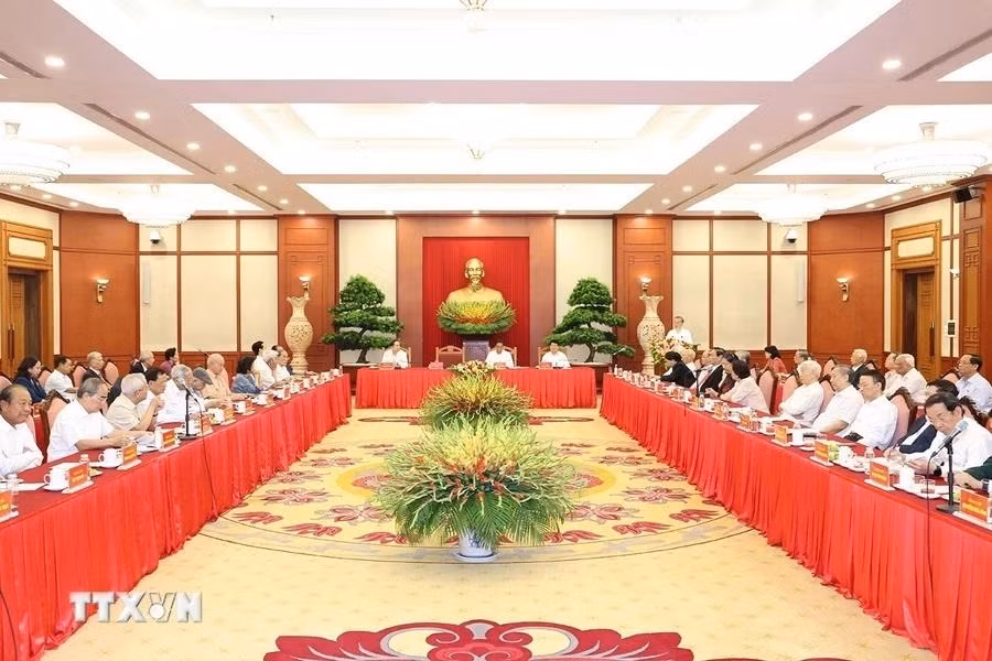 Bộ Chính trị 09.jpg