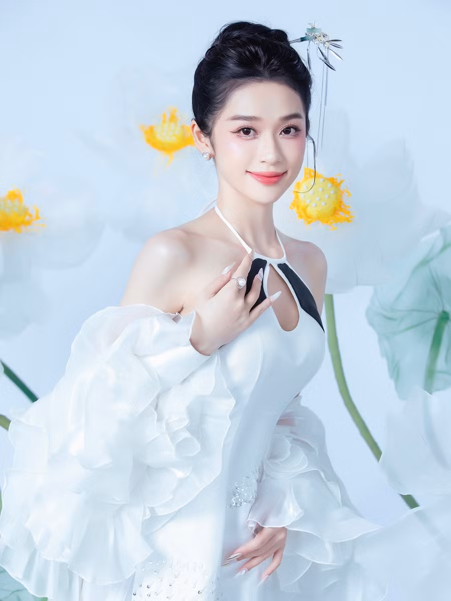 27-nguyen-thi-thao-trang-dien-bien.png