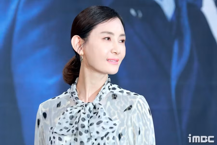 lee-young-ae-03-38.jpg