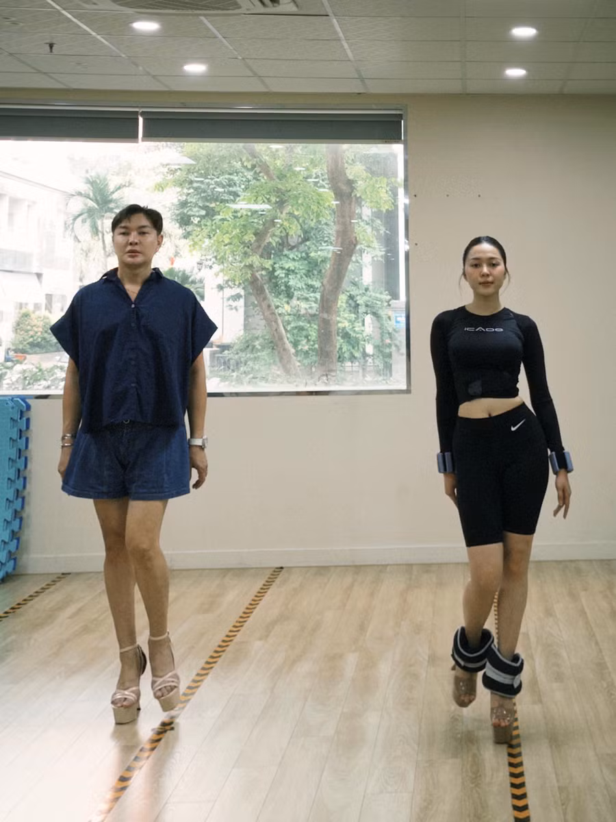 kieu-duy-hlv-catwalk-4.jpg