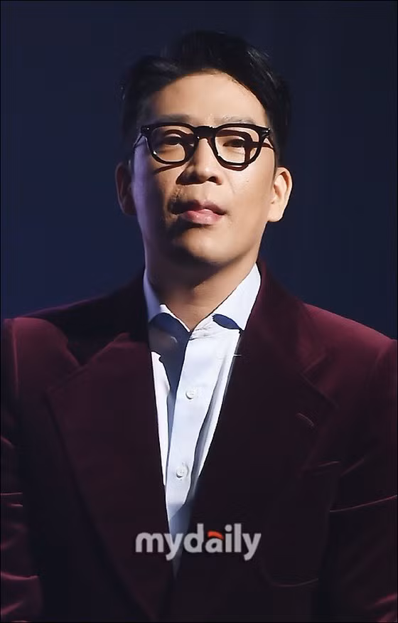 Seungri 3.jpg