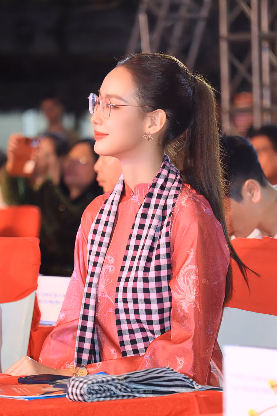 bao-ngoc-tai-ngay-hoi-giao-luu-huu-nghi-hoa-ky-viet-nam-8.jpg