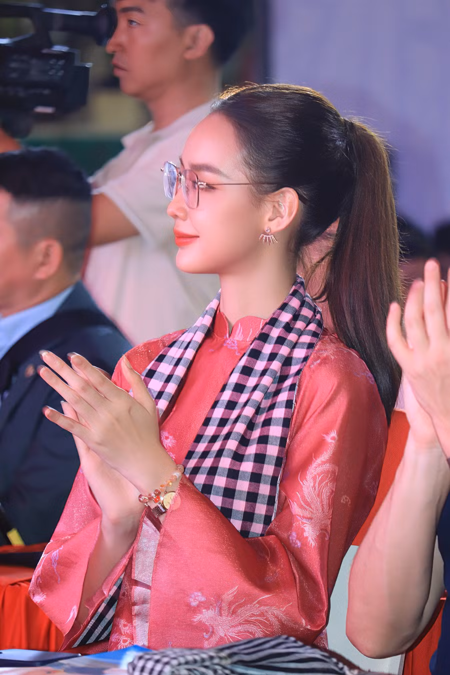 bao-ngoc-tai-ngay-hoi-giao-luu-huu-nghi-hoa-ky-viet-nam-6.jpg