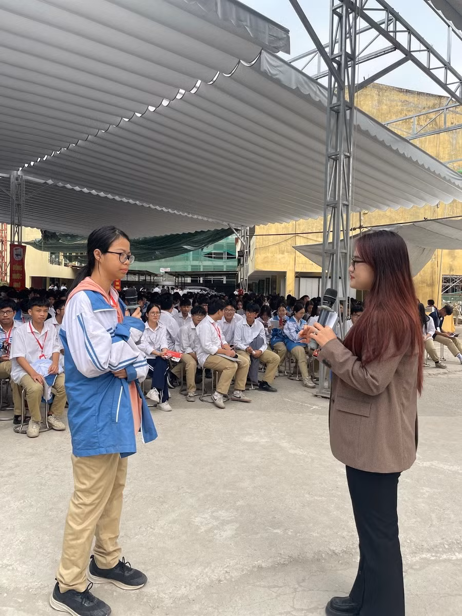 tieng-anh-2.jpg