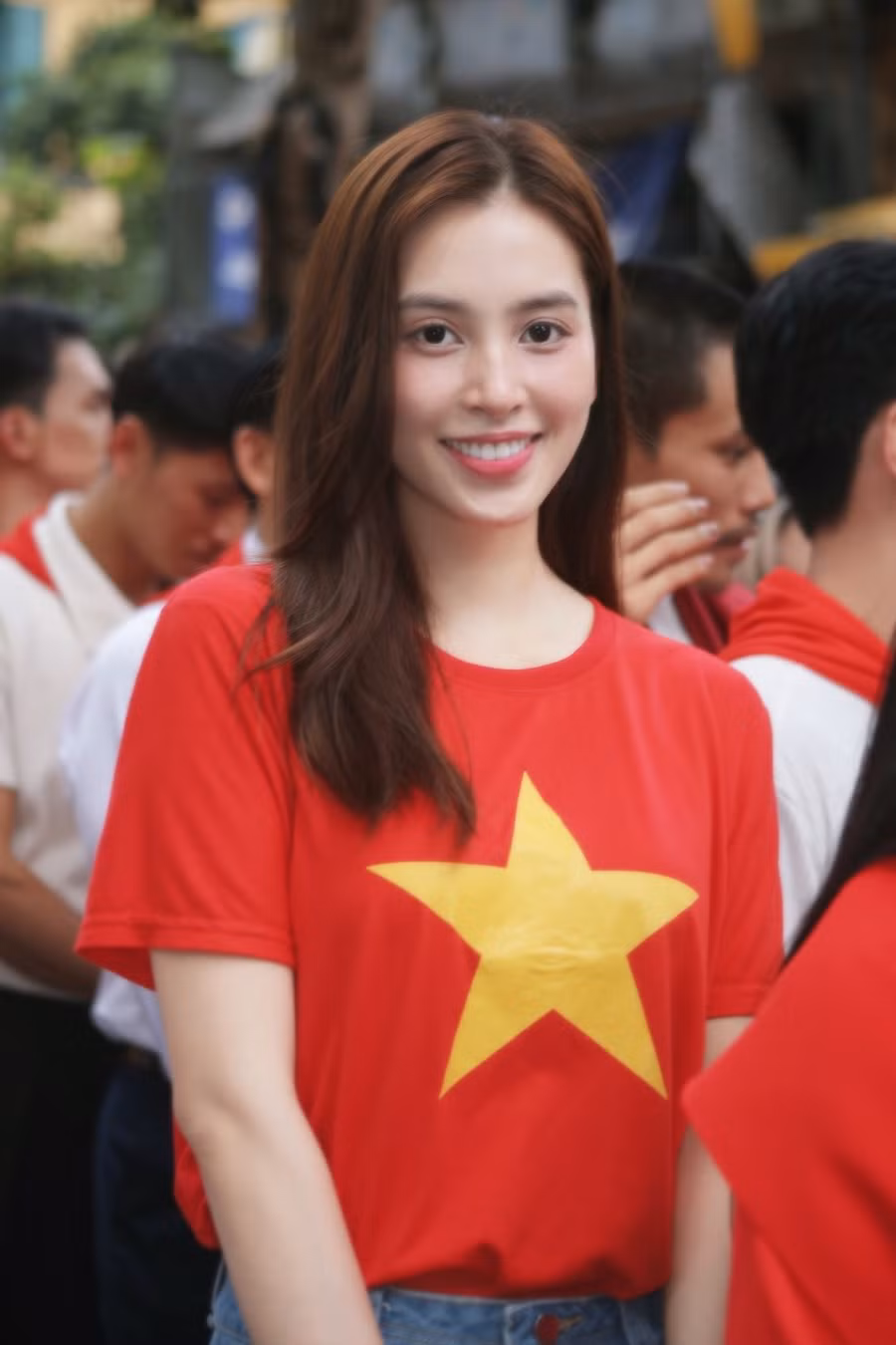dau-an-cua-hoa-hau-bao-ngoc-va-tieu-vy-10.jpg