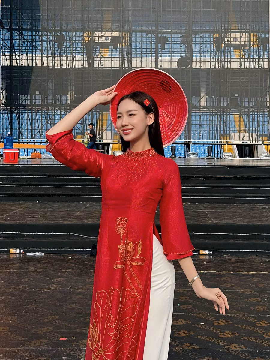 dau-an-cua-hoa-hau-bao-ngoc-va-tieu-vy-17.jpg