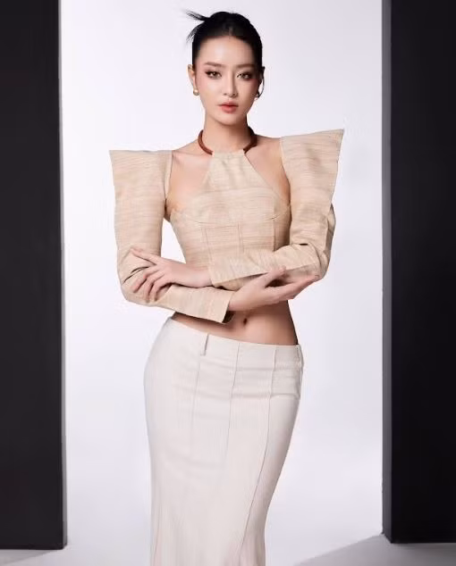 khanh-linh-1.jpg