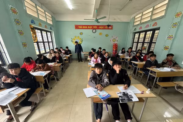 Các trường học vùng khó mong mỏi những giải pháp thiết thực nâng cao chất lượng giáo dục.