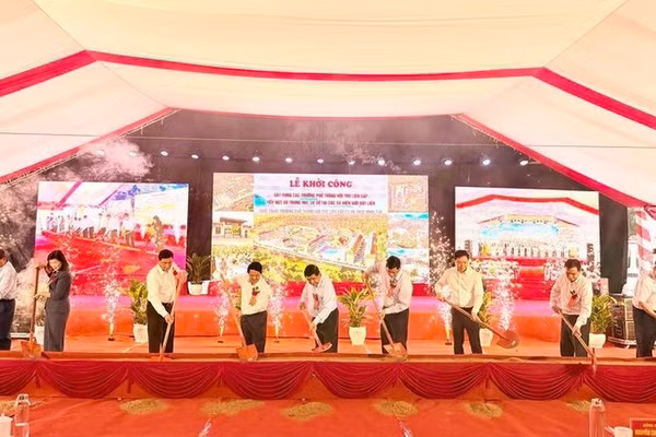 Lễ khởi công trường nội trú liên cấp tại xã Minh Tân, Tuyên Quang.
