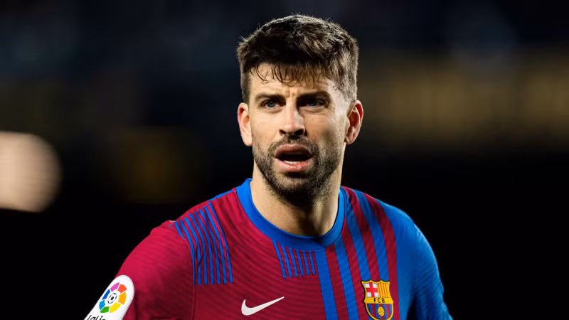 Gerard Pique thời còn khoác áo đội bóng Barcelona thi đấu tại giải La Liga. Vợ cũ Pique gây sốt với ngoại hình trẻ trung như thiếu nữ