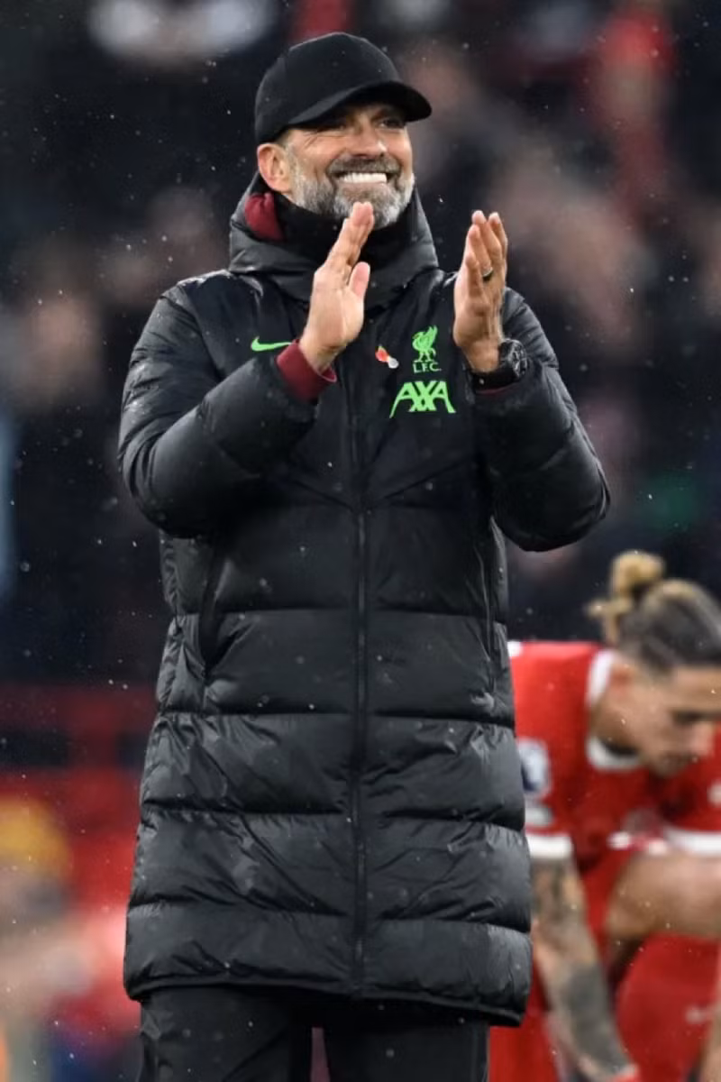 <strong> 9. Jurgen Klopp: </strong>Từng dẫn dắt 3 câu lạc bộ, bao gồm cả Liverpool hiện tại giúp nhà cầm quân người Đức đang sở hữu khối tài sản 39 triệu Bảng.<br/> <strong> Bất ngờ danh tính huấn luyện viên giàu nhất thế giới