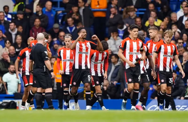 Chùm ảnh Arsenal thắng tưng bừng, Chelsea thua tủi hổ 