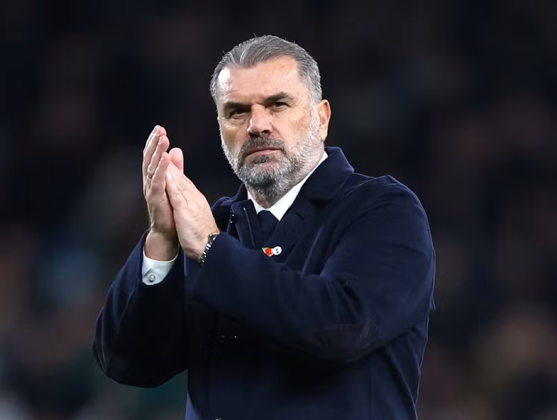 <strong> 4. Ange Postecoglou (Tottenham): </strong>Nhà cầm quân người Australia từng giúp Tottenham bất bại 11 trận đầu tiên tại Ngoại hạng Anh mùa này. Họ hiện đang xếp thứ 5 với 36 điểm sau 19 trận. Top 10 HLV xuất sắc nhất châu Âu nửa đầu mùa 2023-2024
