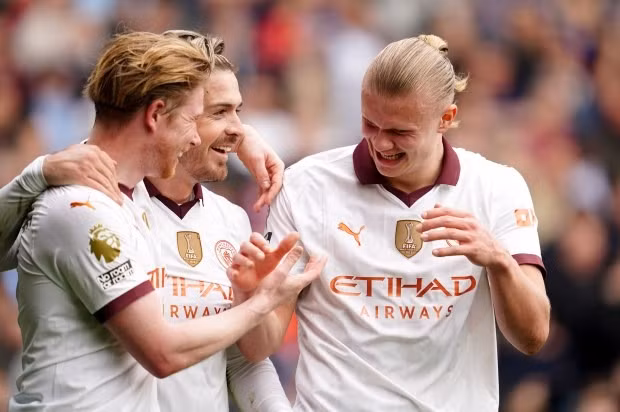 Cũng chính thủ quân Man City kiến tạo cho Erling Haaland ghi bàn nâng tỷ số lên 3-1 ở phút 66. Đây là bàn thắng thứ 19 Ngoại hạng Anh mùa này của ngôi sao người Na Uy. Thắng đậm Crystal Palace, Man City đeo bám quyết liệt ngôi đầu Ngoại hạng Anh