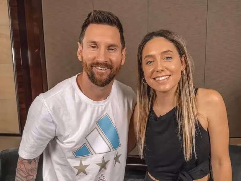 Danh thủ bị tố cáo ngoại tình với nhà báo đồng hương Sofia Martinez. Vợ bạn thân bênh vực Messi giữa khủng hoảng ngoại tình