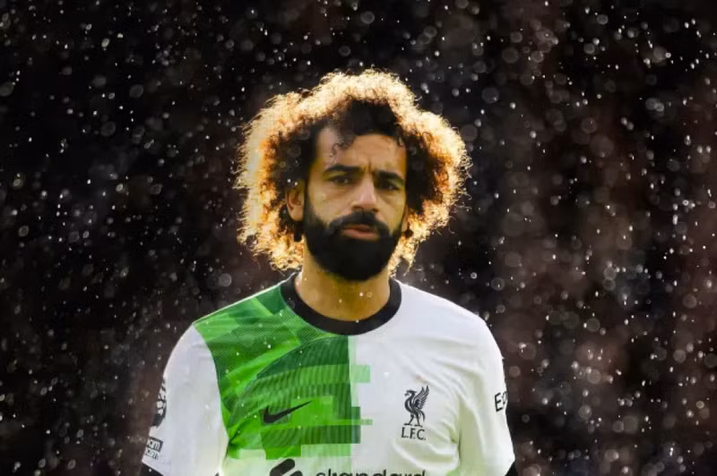 Mohamed Salah xếp thứ 7 khi nhận lương 41,7 triệu bảng Anh mỗi năm tại Liverpool. Ronaldo hưởng lương cao nhất bóng đá, bỏ xa Messi