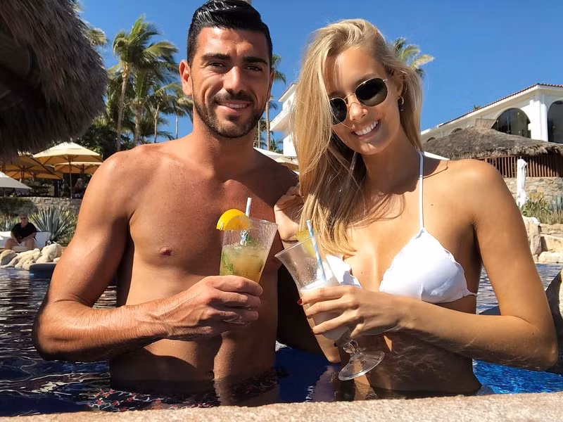 Siêu mẫu người Hungary là bạn gái của Graziano Pelle, cựu tiền đạo Southampton - Ngoại hạng Anh. Vẻ đẹp vạn người mê của ‘nàng WAG quyến rũ nhất thế giới’