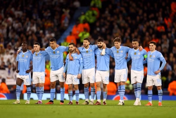 Hình ảnh thất thần của các cầu thủ Man City. Chùm ảnh: Real Madrid biến Man City thành cựu vương Champions League