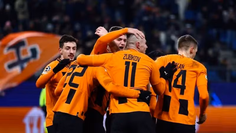 <strong> Shakhtar Donetsk hạ Antwerp 1-0:</strong> Cơ hội đi tiếp của Shakhtar Donetsk vẫn còn nguyên vẹn sau khi giành 3 điểm trước Antwerp ở lượt áp chót bảng H. Kết quả Champions League rạng sáng 29/11: PSG nguy cơ bị loại