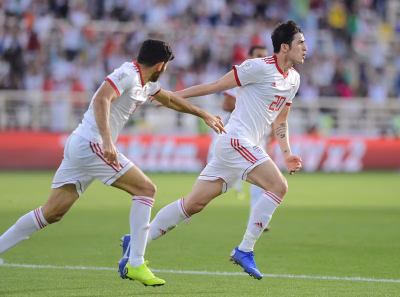 <strong> Iran có số trận thi đấu tại Asian Cup nhiều nhất</strong> (68 trận), họ cũng <strong> thắng nhiều nhất </strong>với 41 trận và <strong> ghi nhiều bàn nhất </strong>131 bàn. Iran lần đầu tham dự Asian Cup năm 1968 và không vắng mặt kỳ nào đến nay. Loạt kỷ lục khó phá tại Asian Cup