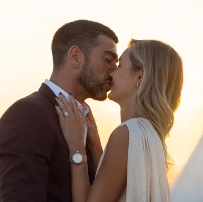 Viktoria Varga và ngôi sao bóng đá Graziano Pelle kết hôn vào năm ngoái Loạt ảnh không thể rời mắt của nàng WAG nổi tiếng Ngoại hạng Anh