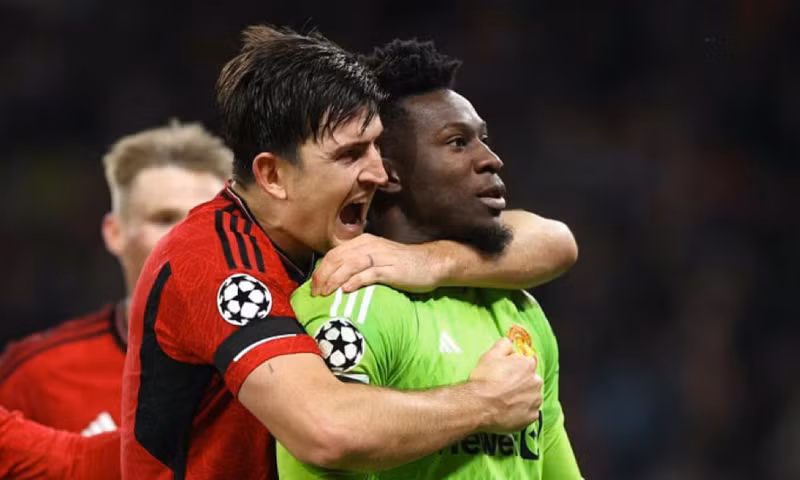 Thủ thành Onana và trung vệ Maguire 'giải cứu' Man United