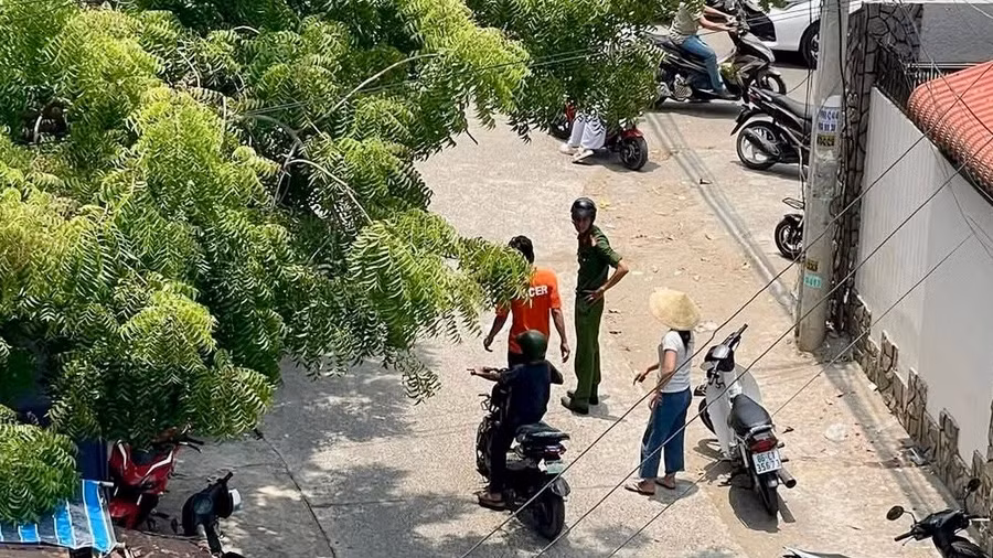 z7758589742800-e014bd4756de2292dc891d070735d1a1.jpg