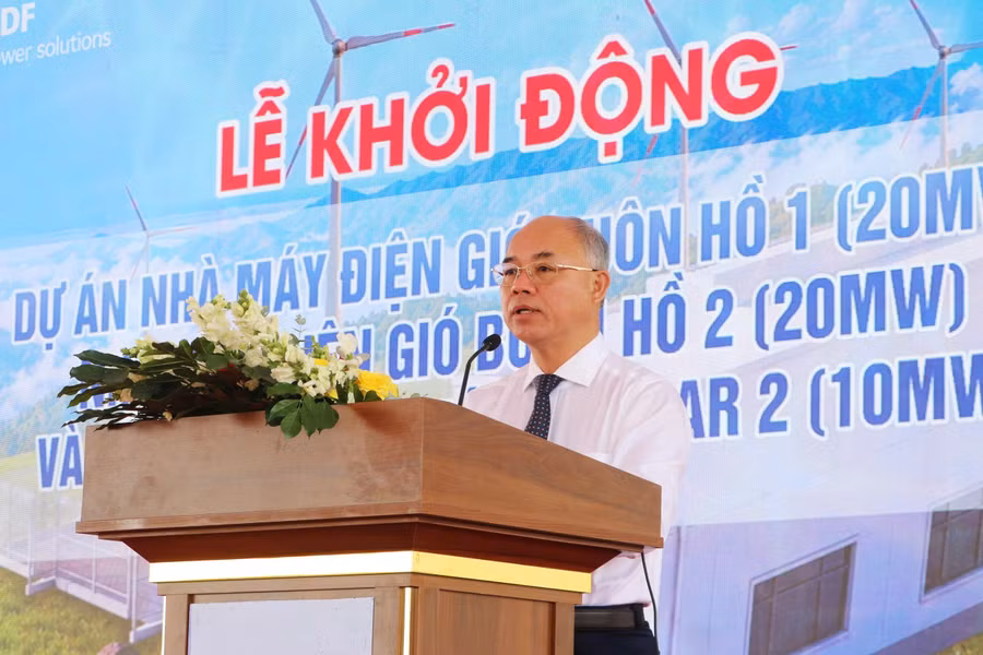 a2-ong-truong-cong-thai-chu-tich-ubnd-tinh-phat-bieu-tai-le-khoi-dong.jpg