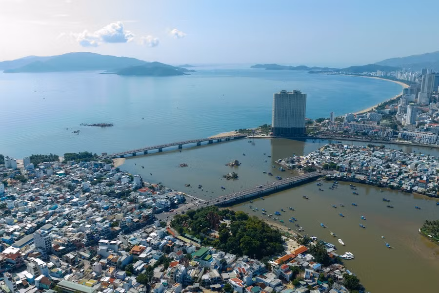 Một góc đô thị Nha Trang.