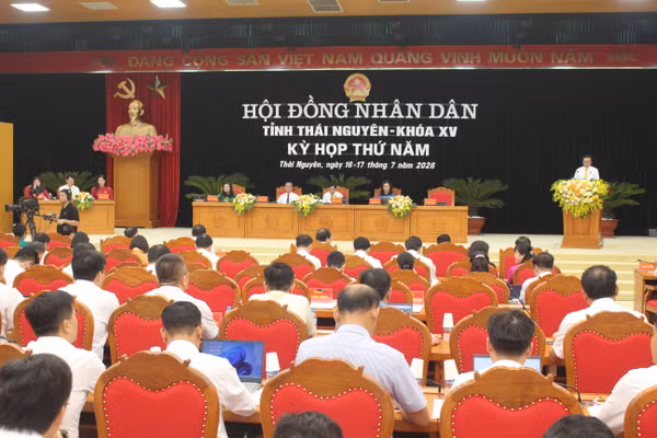 Quang cảnh kỳ họp.