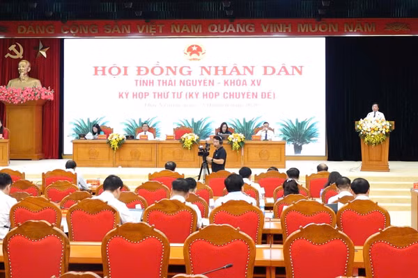 Quang cảnh kỳ họp.