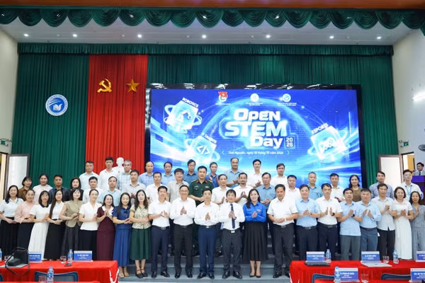 Chương trình có sự tham gia của 50 trường THPT trên địa bàn tỉnh Thái Nguyên.
