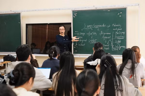 Đại học Thái Nguyên đã khẳng định vai trò tiên phong trong việc triển khai Đề án Dạy và học ngoại ngữ.