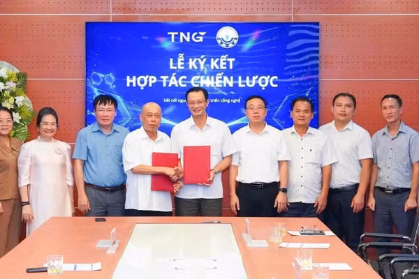 Hai đơn vị ký kết hợp tác.