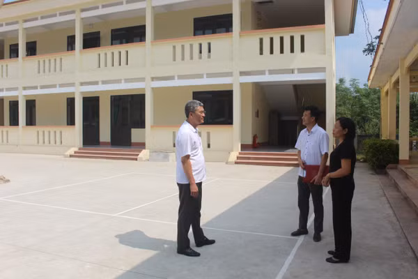 Dãy lớp học được đầu tư mới đáp ứng nhu cầu dạy và học của thầy và trò Phân hiệu 2, Trường Tiểu học Hợp Thành.