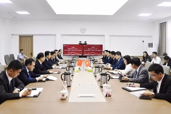 Hai đơn vị trao đổi thống nhất hợp tác.