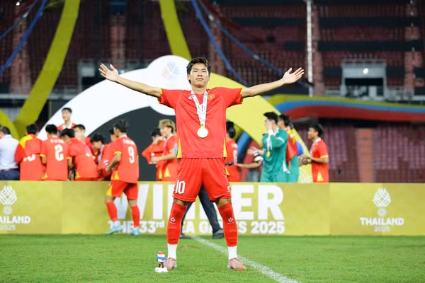 CLB Đông Á Thanh Hóa chia tay hơn nửa đội hình