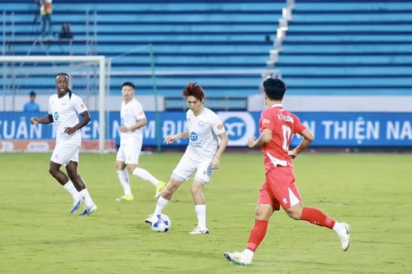 Tuấn Anh sẵn sàng đấu bán kết Cúp C1 Đông Nam Á 2026