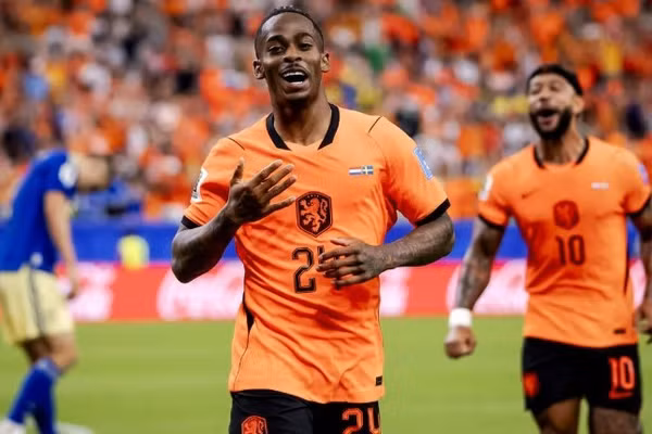 Man United nhắm cùng lúc 3 ngôi sao