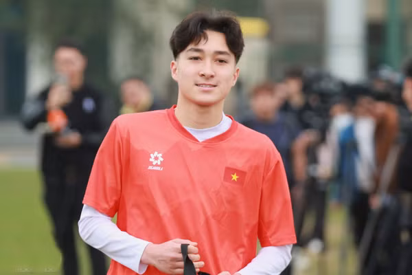 Cựu tuyển thủ U17 Việt Nam gia nhập đội bóng của Pháp là ai?
