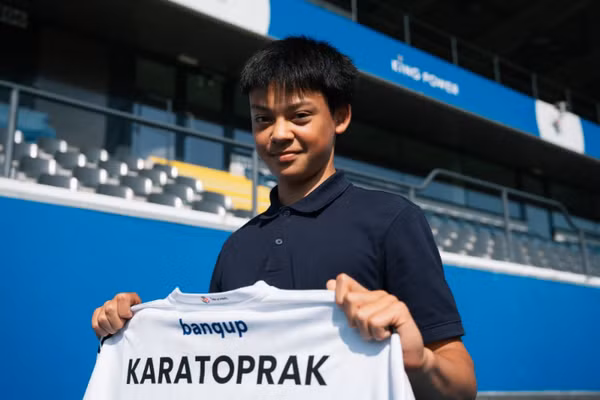 Kenan Kiên Karatoprak hiện thuộc biên chế U18 Oud-Heverlee Leuven.