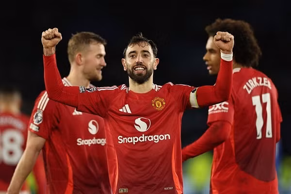 Man United chốt tương lai Bruno Fernandes