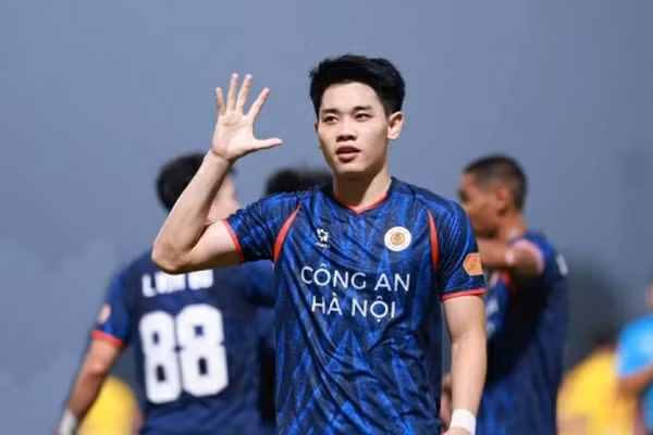 Siêu máy tính Chat GPT gọi tên CLB xuống hạng V-League mùa này