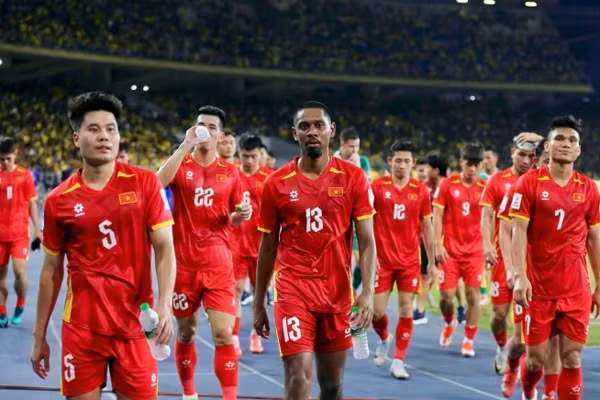 Đội tuyển Việt Nam bất ngờ tụt bậc trên bảng xếp hạng FIFA.