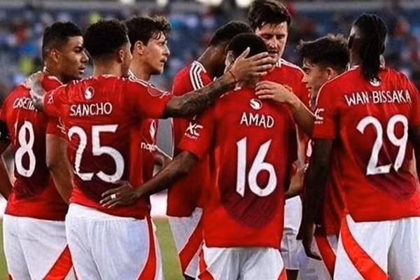 Man United chi số tiền khổng lồ mua loạt siêu sao